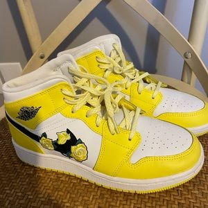 Nike Air Jordan 1 Retro Mid Dynamic Yellow Floral Flower US 5Y Girls Women VGC!